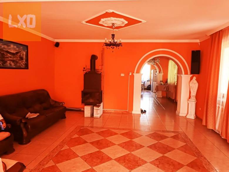 Eladó kétszintes családi ház Göd-Felsőgödön. apróhirdetés