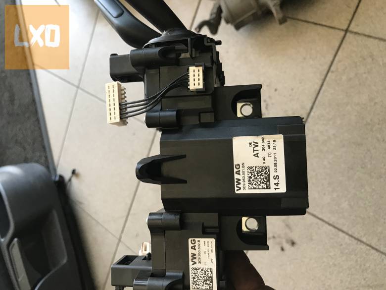 VW PASSAT B7 2,0 CR CFFB - bajuszkapcsoló 3C9 953 501 BN apróhirdetés