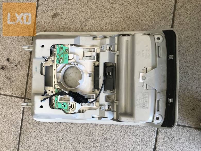 VW PASSAT B7 -- beltér világítás apróhirdetés