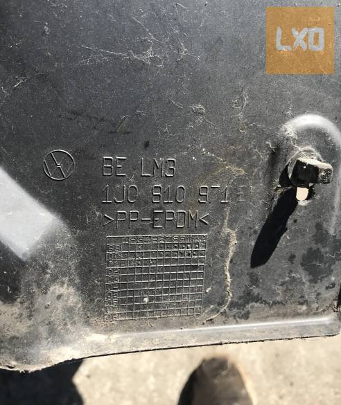 VW GOLF IV -  hátsó dobbetét / bal 1J0 810 971 E apróhirdetés