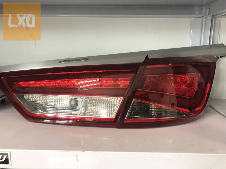 SEAT LEON 5F Kombi -- hátsó lámpa szett ( LED) apróhirdetés