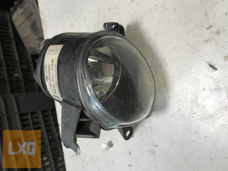 AUDI A4 B5 FL  _ jobb ködlámpa 8D0 941 700 D apróhirdetés