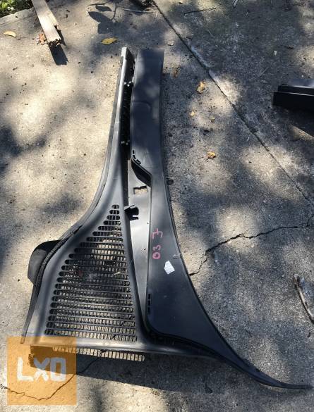 SKODA OCTAVIA III  *  jobb  levélrács 5E1 819 416 A apróhirdetés