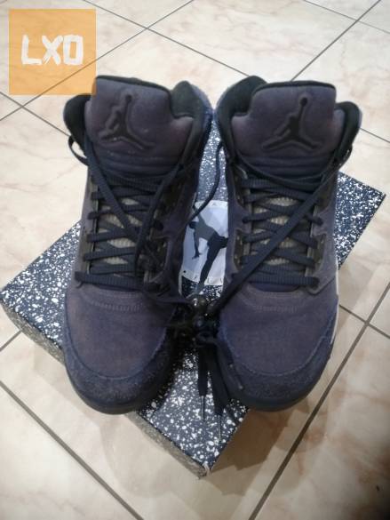 Újszerű Jordan 5  "Navy" férfi cipő apróhirdetés