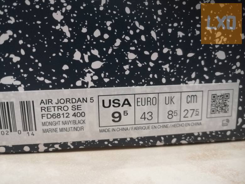 Újszerű Jordan 5  "Navy" férfi cipő apróhirdetés