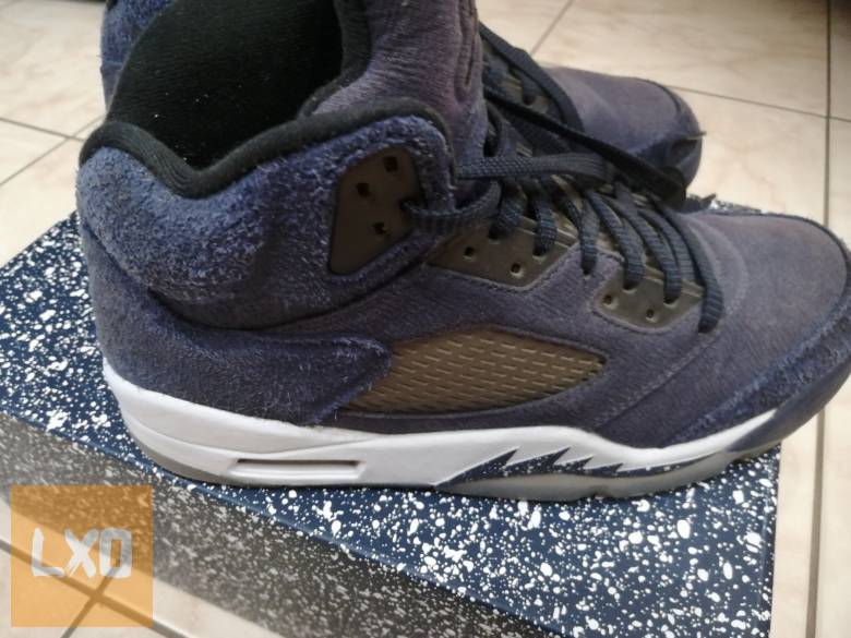 Újszerű Jordan 5  "Navy" férfi cipő apróhirdetés