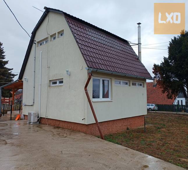 Eladó felújított családi ház Erdőkertesen ! apróhirdetés