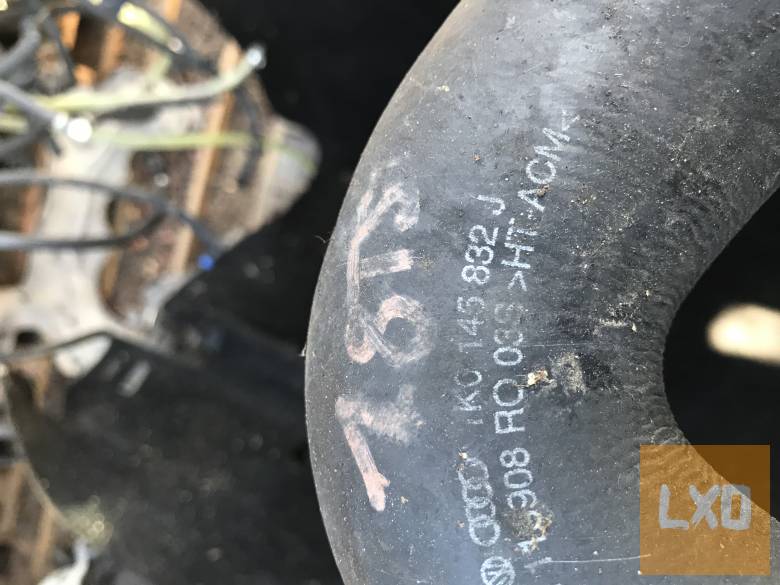 VW GOLF V_OCTAVIA II_LEON 1P_1,8TSI turbócső 1K0 145 832 J apróhirdetés