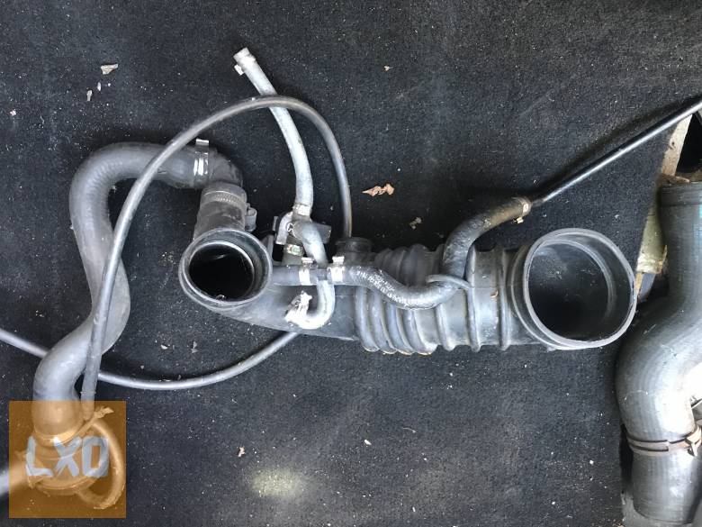 AUDI A4 B5 1,8T APU - turbócső 058 133 356 apróhirdetés