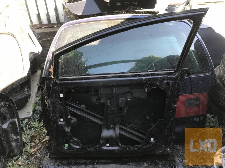 SEAT LEON 1P -- JOBB első ajtó apróhirdetés