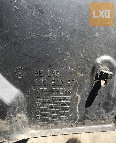 VW GOLF IV  * BAL hátsó dobbetét 1J0 810 971 E apróhirdetés