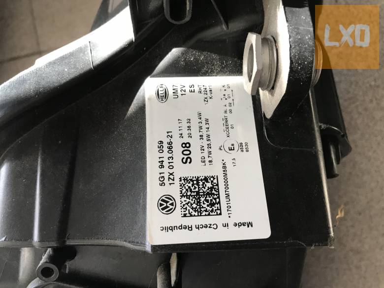 VW GOLF VII  / bal LED fényszóró 5G1 941 059 apróhirdetés