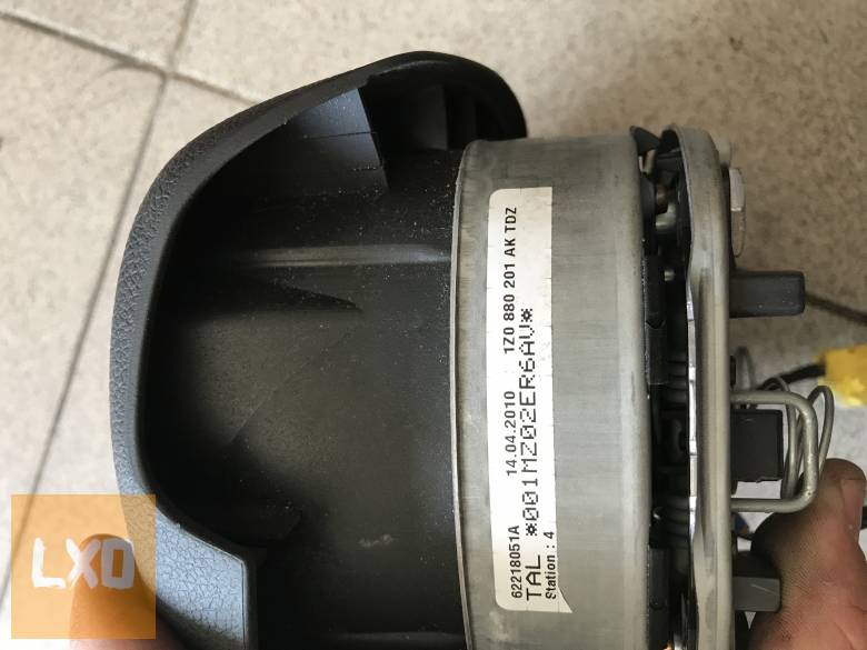 SKODA OCTAVIA II FL - kormánylégzsák 1Z0 880 201 AK apróhirdetés