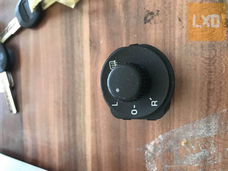 SKODA OCTAVIA II -- tükör állító gomb 1Z1 959 565 A apróhirdetés