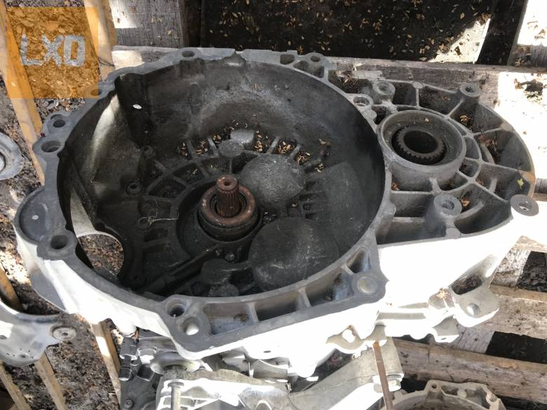 VW GOLF V_OCTAVIA II  1,9 PD 4x4 JLX váltó apróhirdetés