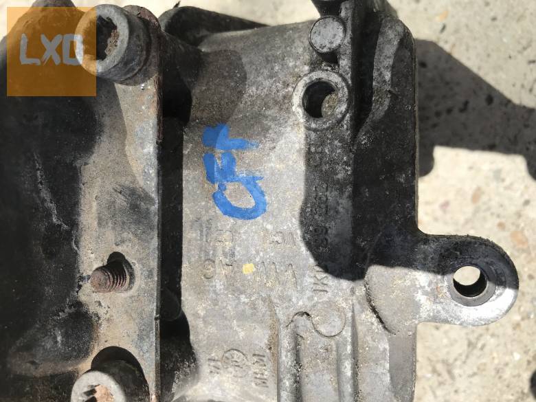 VW PASSAT B7 Variant 2,0 CR CFFB motortartó bak 1K0 199 262 CR apróhirdetés