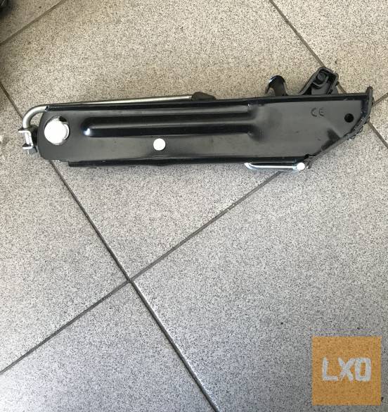 VW PASSAT B7 Variant -- emelő 3C0 011 031 B apróhirdetés