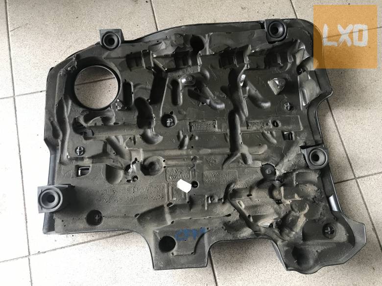 VW PASSAT B7 2,0 CR CFFB -- motorburkolat apróhirdetés