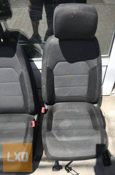 VW PASSAT B7 Variant -- ülés szett ( nem fűthető) apróhirdetés