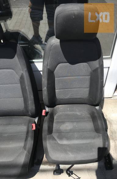 VW PASSAT B7 Variant -- ülés szett ( nem fűthető) apróhirdetés