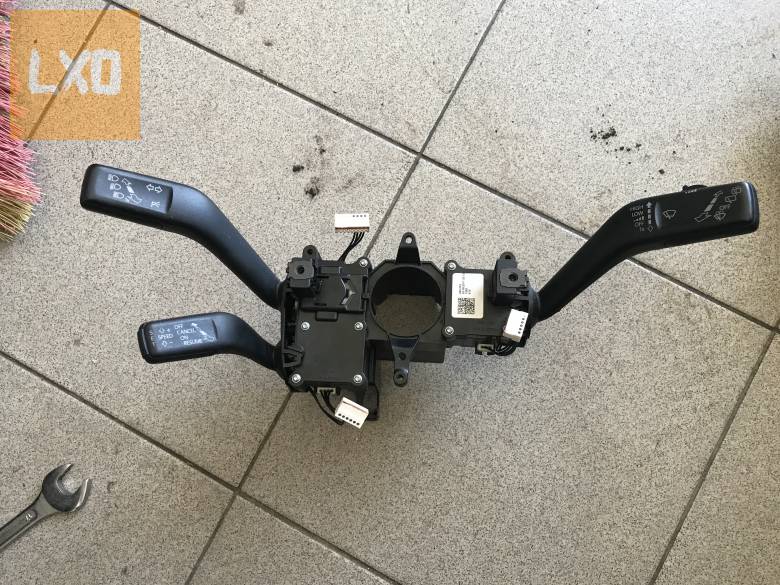 VW PASSAT B7 2,0 CR CFFB -- bajuszkapcsoló 3C9 953 501 BN apróhirdetés