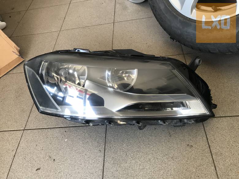 VW PASSAT B7 -- jobb halogén fényszóró apróhirdetés