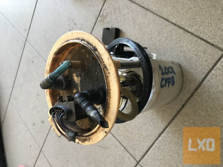 VW PASSAT B7  2,0 CR CFFB -- AC pumpa 3AA 919 050 B apróhirdetés