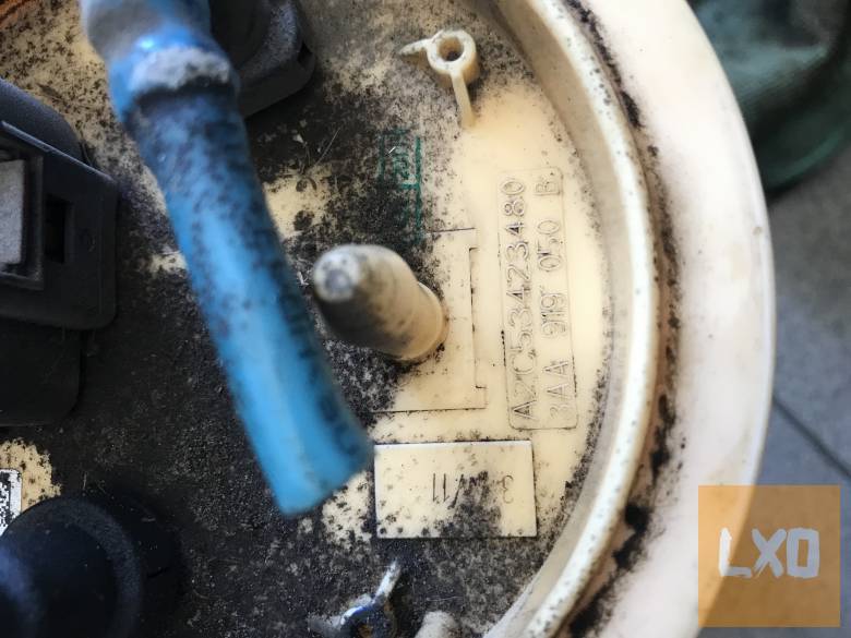 VW PASSAT B7  2,0 CR CFFB -- AC pumpa 3AA 919 050 B apróhirdetés