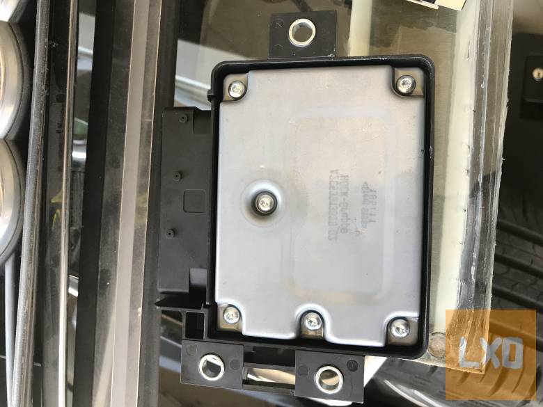 VW PASSAT B7  -- kézifék vezérlő 3AA 907 801 G apróhirdetés