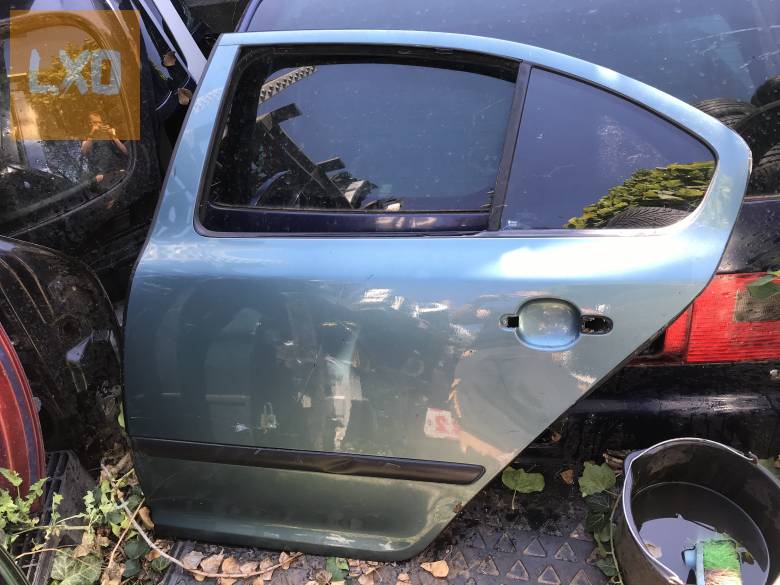 Skoda OCTAVIA II -- bal hátsó ajtó (5ajtós) apróhirdetés