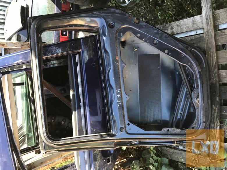 VW PASSAT B6 Variant  -- jobb hátsó ajtó apróhirdetés