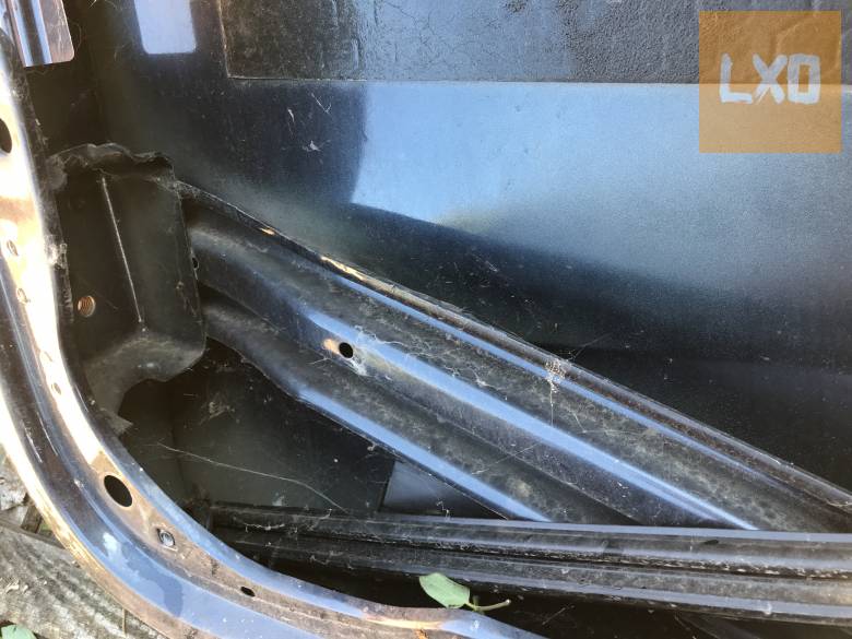 VW PASSAT B6 Variant  -- jobb hátsó ajtó apróhirdetés