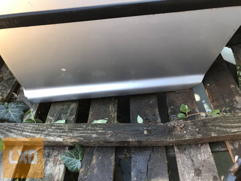 VW GOLF IV  Variant  -- bal hátsó ajtó apróhirdetés