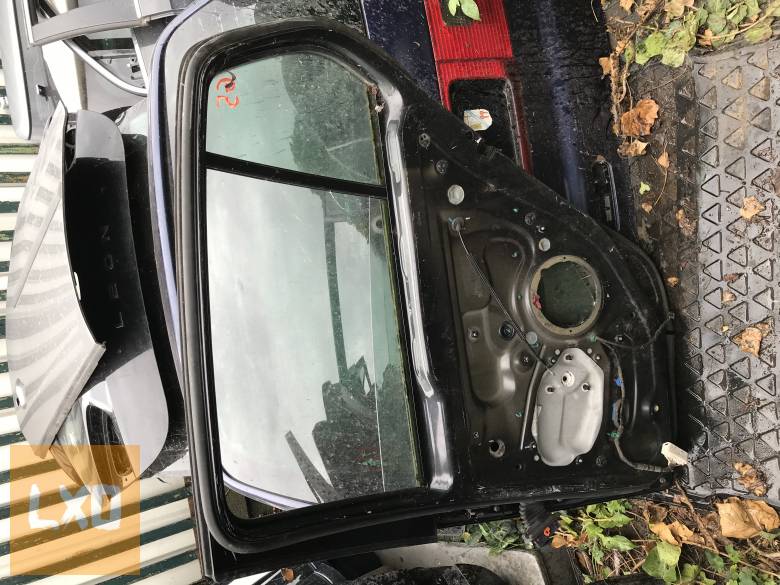 VW GOLF V  -- jobb hátsó ajtó (fekete) apróhirdetés