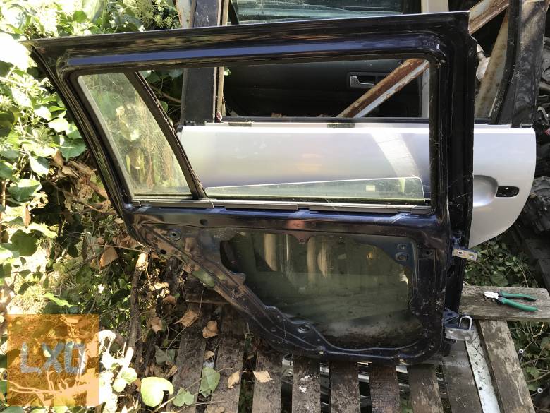 VW GOLF IV Variant  -- bal hátsó ajtó apróhirdetés