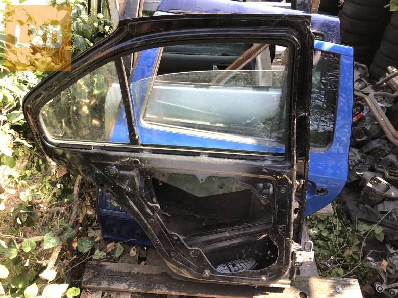 VW BORA -- bal hátsó ajtó apróhirdetés