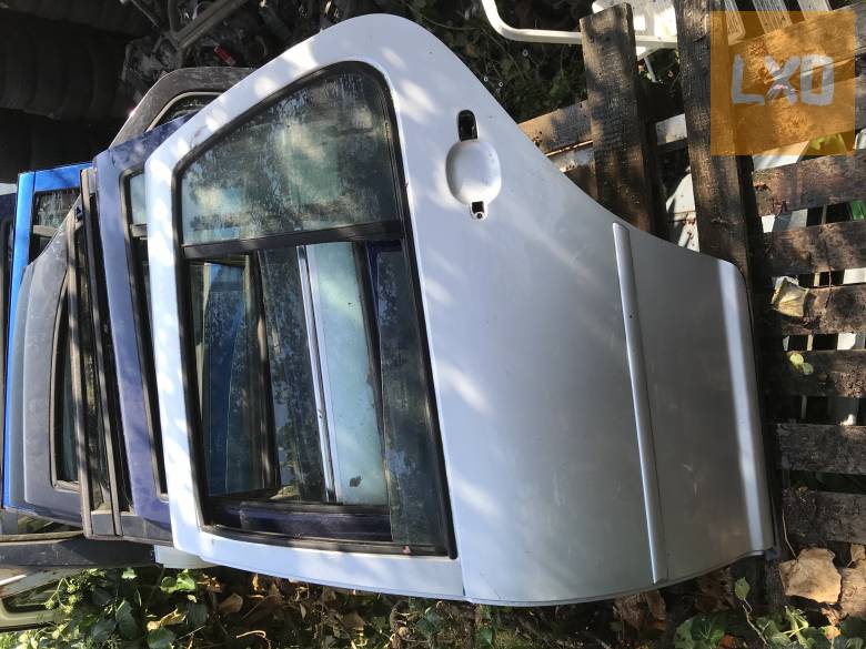 VW GOLF IV  --- bal hátsó ajtó apróhirdetés