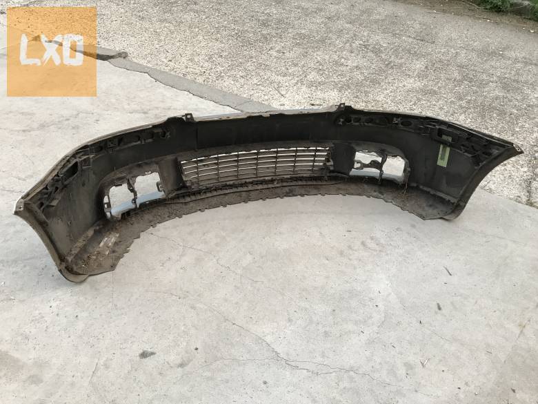 VW GOLF V -- első lökhárító apróhirdetés