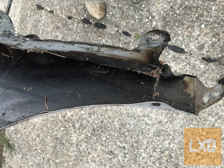 VW GOLF V -- jobb első sárvédő apróhirdetés