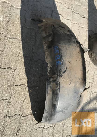 VW GOLF V --bal első dobbetét 1K0 805 977 B apróhirdetés