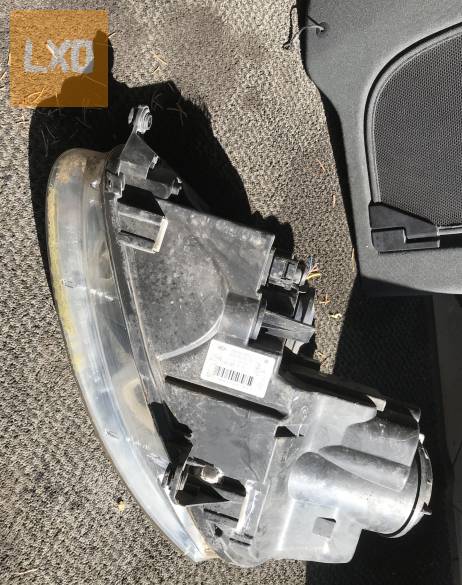 VW GOLF V --  jobb első fényszóró 1K6 941 006 P apróhirdetés