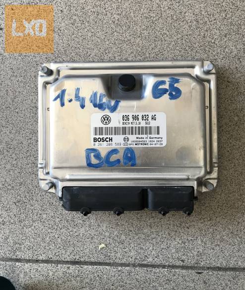 VW GOLF V 1,4 16V BCA --motorvezérlő 036 906 032 AG apróhirdetés
