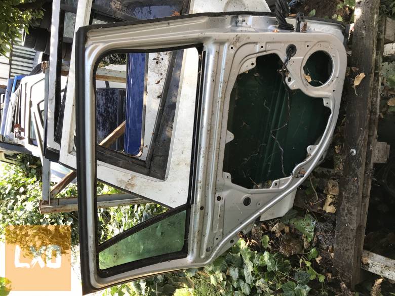 SKODA OCTAVIA II  Kombi -- bal hátsó ajtó apróhirdetés