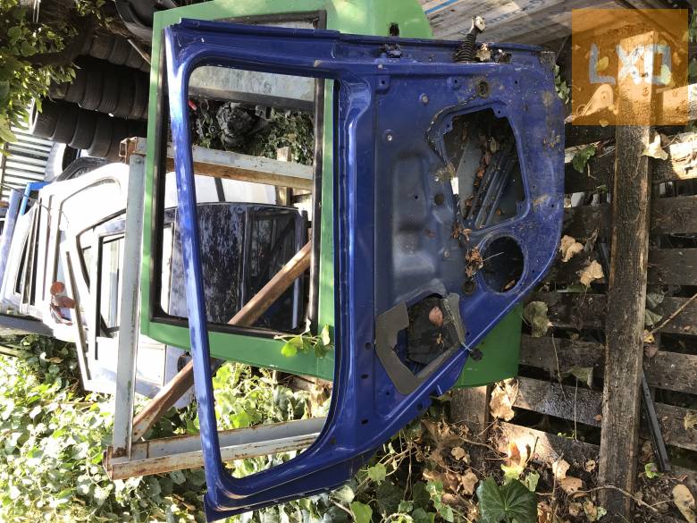 SKODA FABIA 5J  --- bal hátsó ajtó  5J6 833 311 apróhirdetés