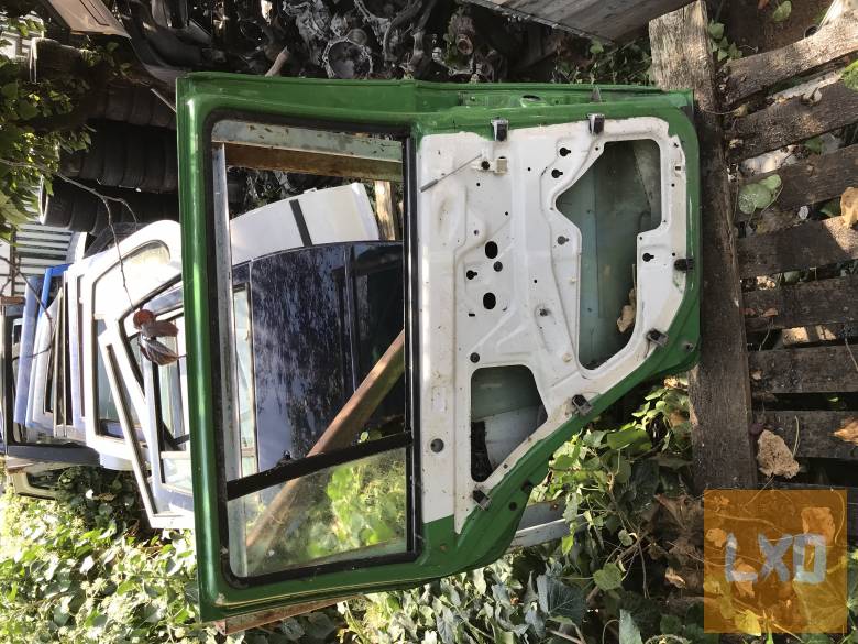 SKODA OCTAVIA I KOMBI --- bal hátsó ajtó apróhirdetés