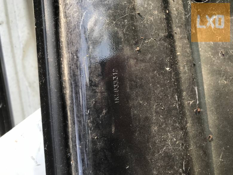 VW JETTA MK5 --- jobb hátsó ajtó ( lap nélkül ) apróhirdetés