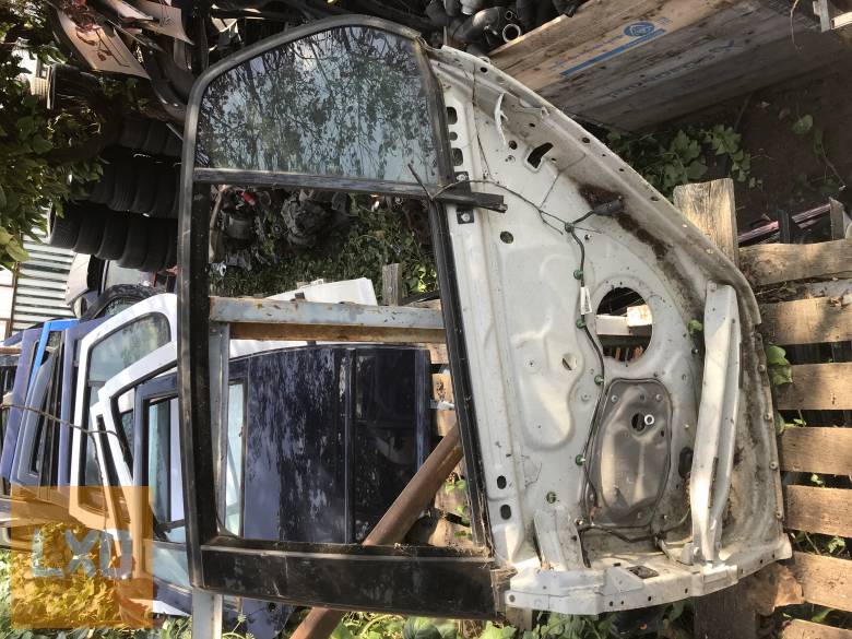 VW GOLF V  --- bal hátsó lap nélküli ajtó apróhirdetés