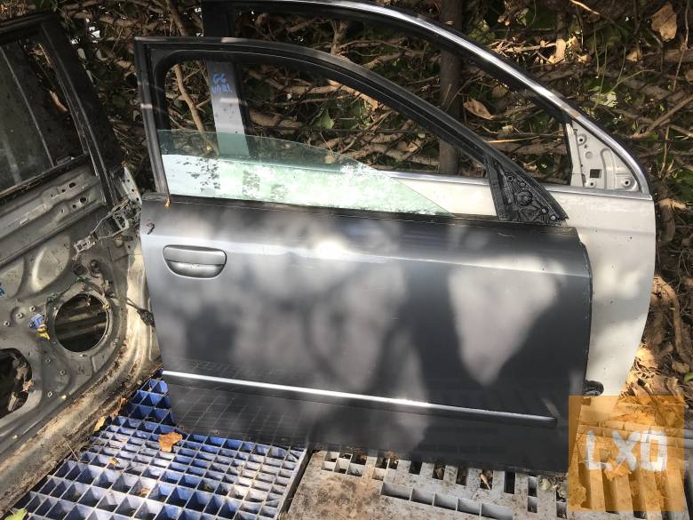 AUDI A4 B6  -- jobb első ajtó apróhirdetés