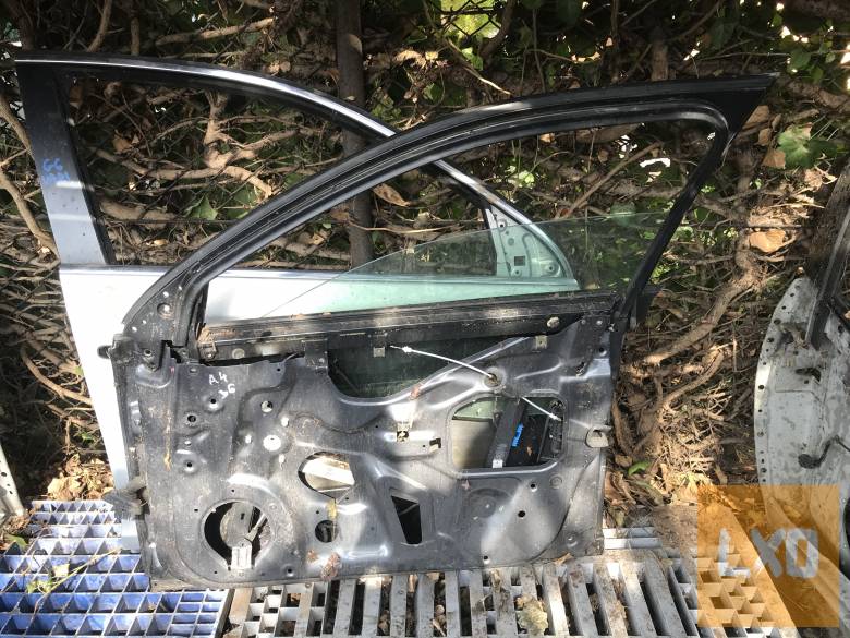 AUDI A4 B6  -- jobb első ajtó apróhirdetés