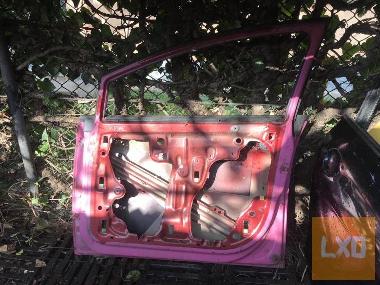 SEAT LEON 1P  * jobb első ajtó apróhirdetés